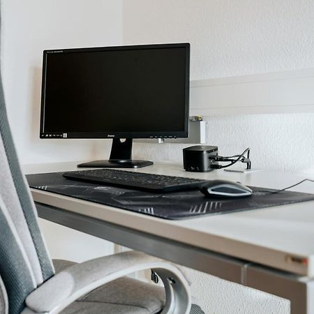 Blissplace 3 Zi Premium Apartment Nahe Getec Arena Mit Kingsize Betten Und Balkon Магдебург Экстерьер фото