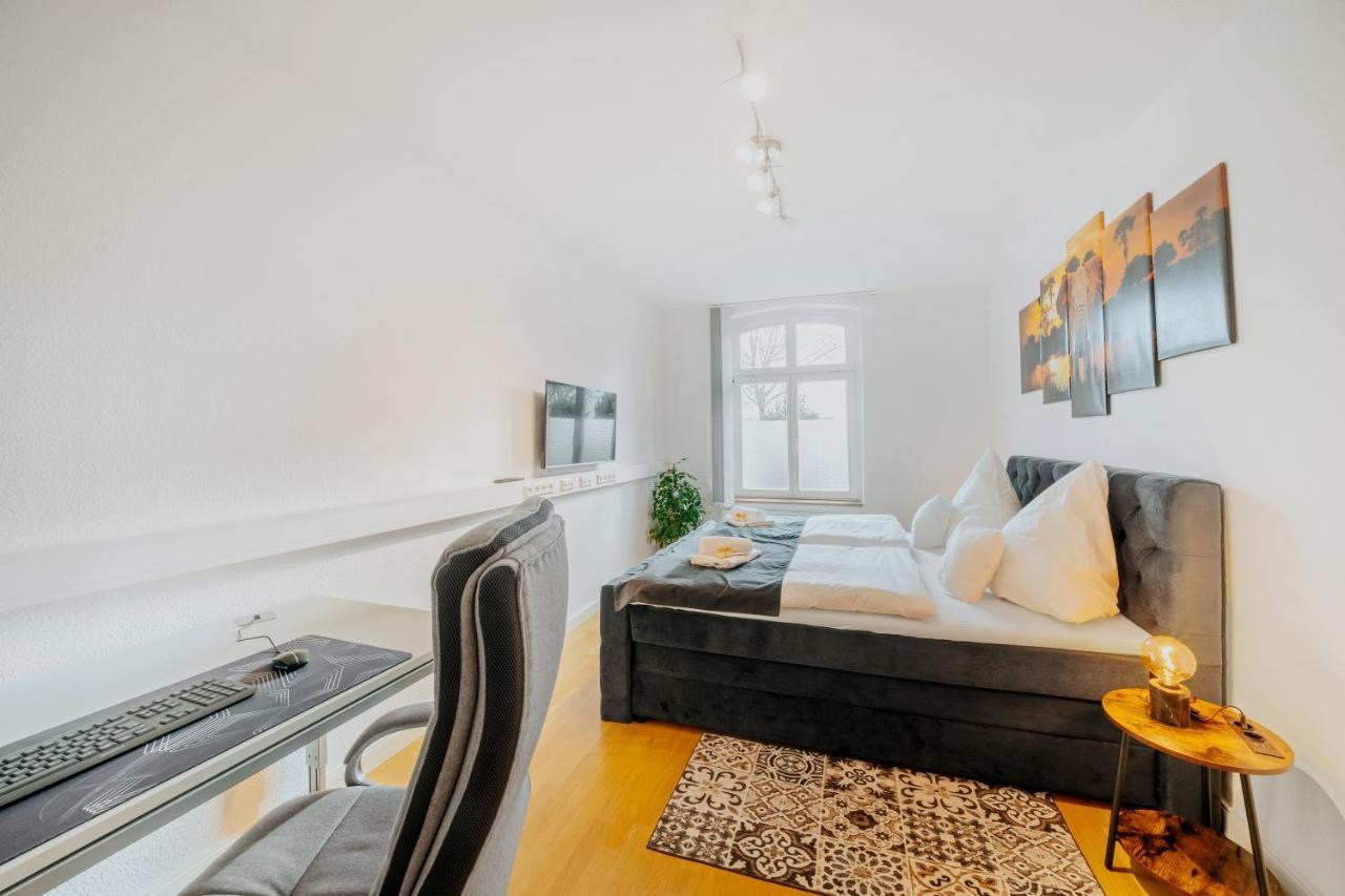 Blissplace 3 Zi Premium Apartment Nahe Getec Arena Mit Kingsize Betten Und Balkon Магдебург Экстерьер фото